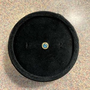 BVLA-  Millgrain prong London blue topaz threaded-